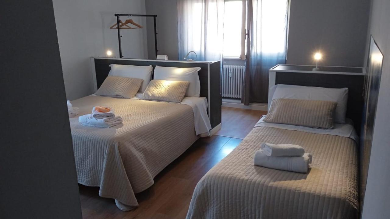 Gira Guest House Como Exteriör bild